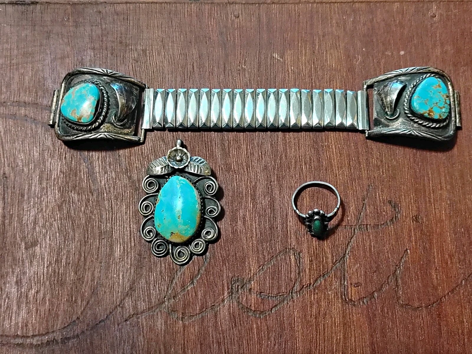 Southwestern style Turquoise Jewelry 3 pc Lot Southwestern style Turquoise Jewelry 3 pc Lot