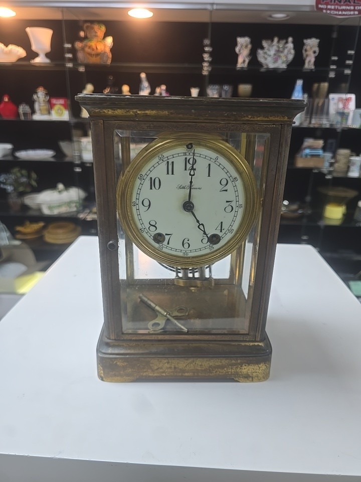 VINTAGE Seth Thomas Crystal Regulator Brass & Glass Mantel ANTIQUE Clock 48s VINTAGE Seth Thomas Crystal Regulator Brass & Glass Mantel ANTIQUE Clock 48s