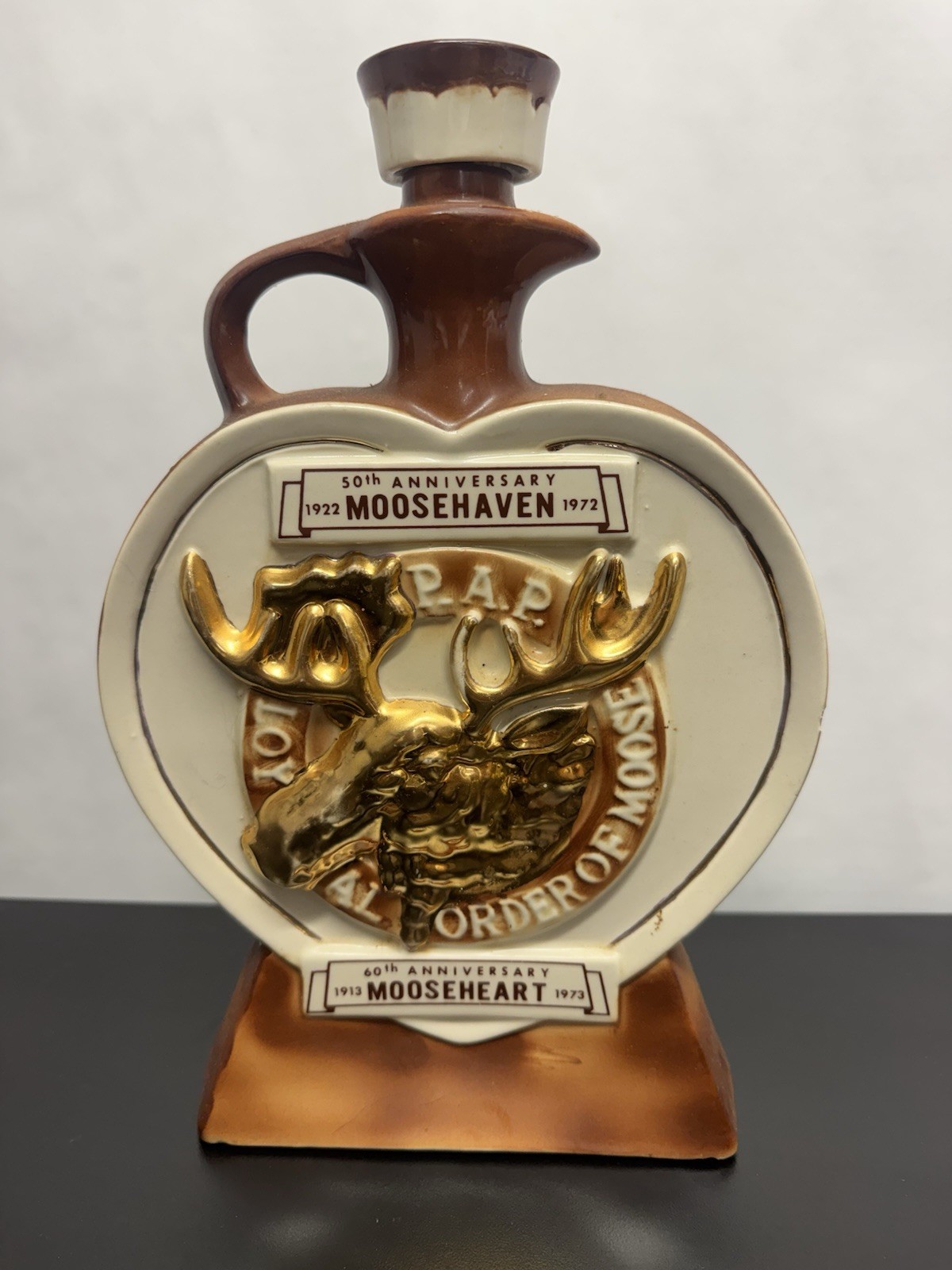 intage 1972 Royal Halburton Old Mr Boston Loyal Order Moose Decanter Mooseheart