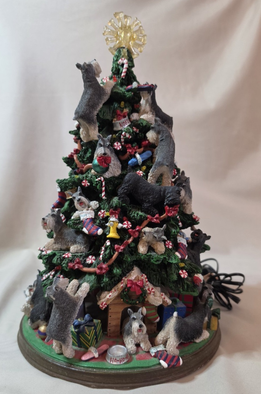 Danbury Mint Miniature Schnauzer Lighted Christmas Tree Dog with Star READ