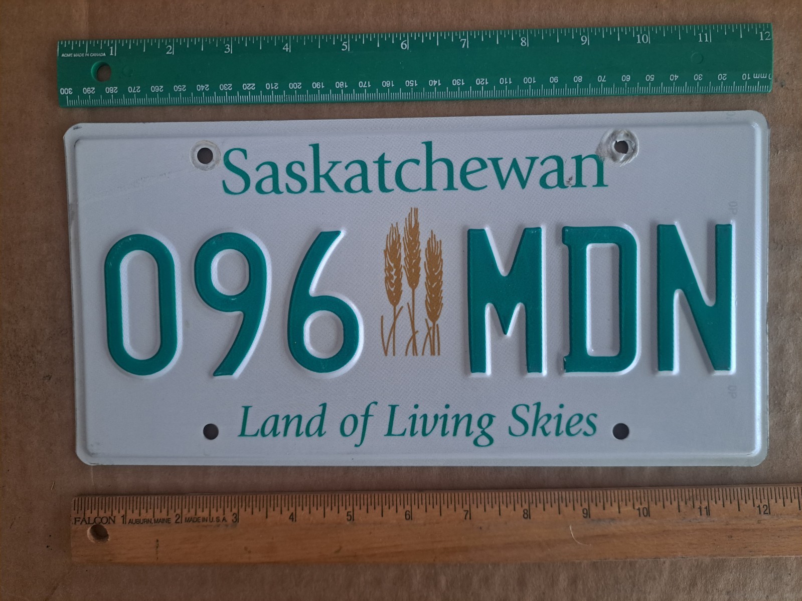 License Plate, Canada, Saskatchewan, 1998 Base (starting w/#s) Passenger 096 MDN License Plate, Canada, Saskatchewan, 1998 Base (starting w/#s) Passenger 096 MDN