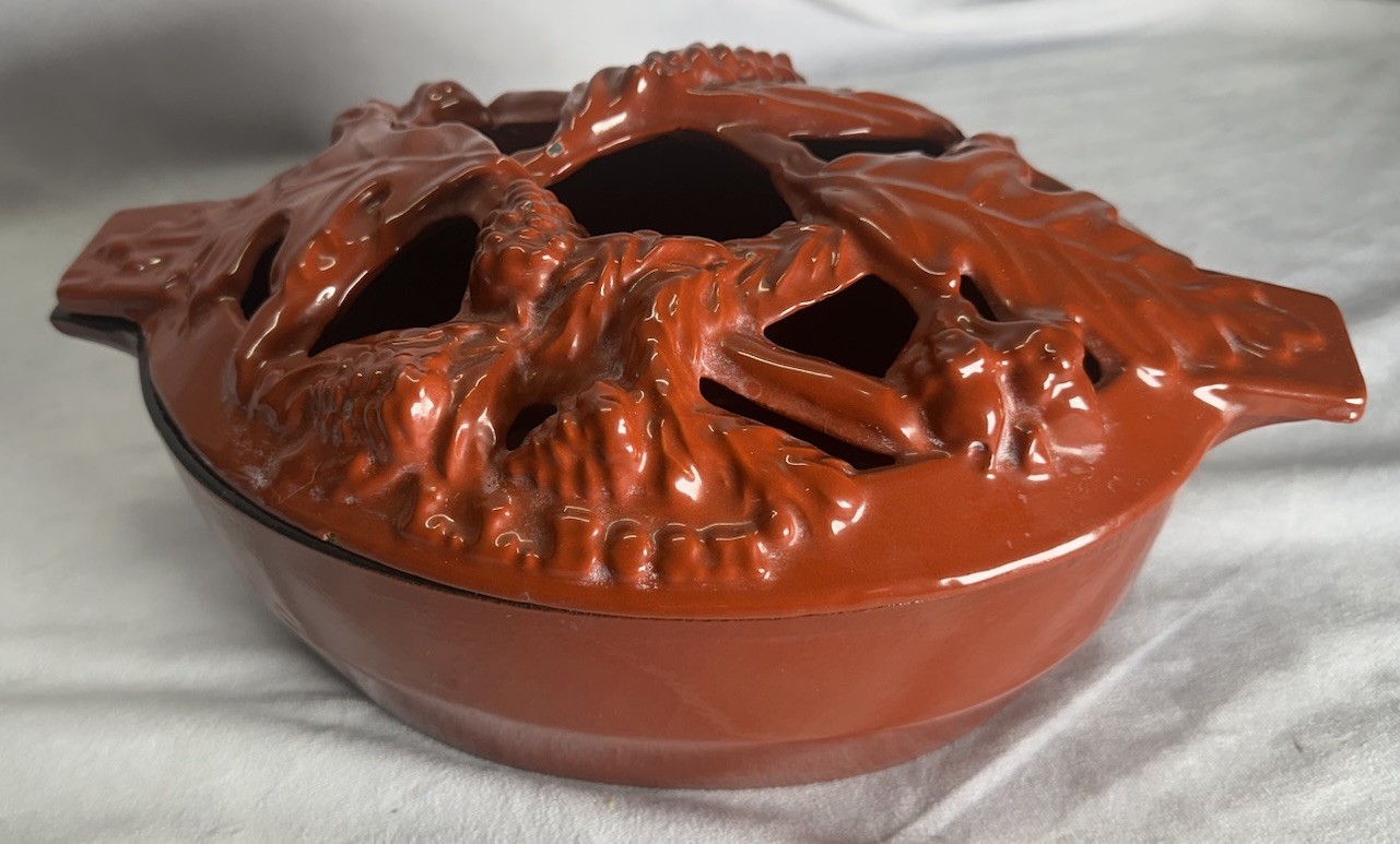 Vtg L.L.Bean John Wright Cast Iron WoodStove Steamer PineCone-Reddish Brown