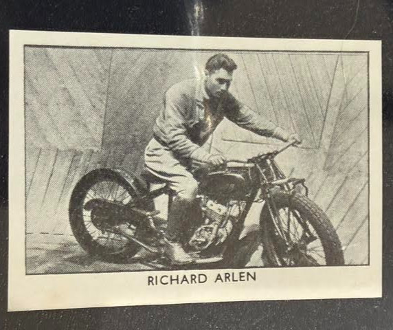 RICHARD ARLEN ACTOR 1935 Algamated Press CARD HAND CUT NM (A) RICHARD ARLEN ACTOR 1935 Algamated Press CARD HAND CUT NM (A)