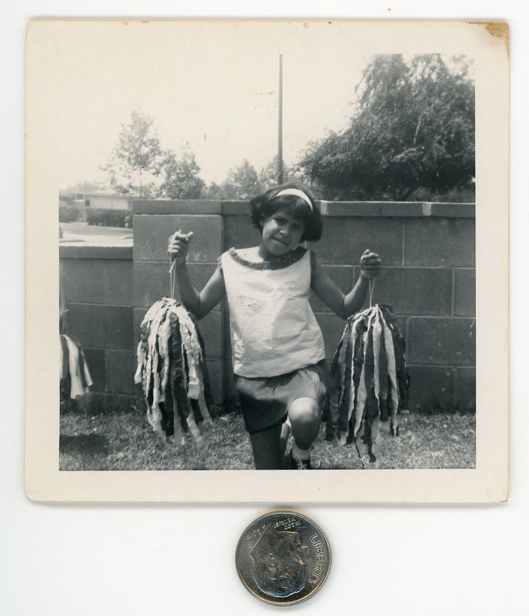 Old 1960\'s photo / Poor CHEERLEADER with Homemade Pom-Poms Mistaken 4 Fishmonger
