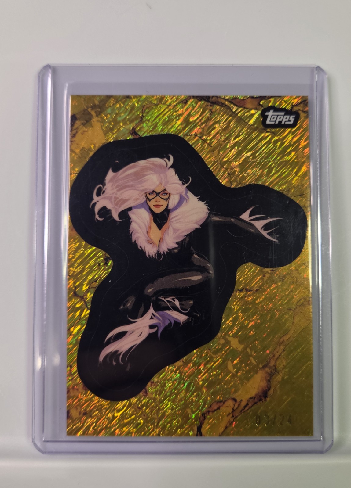 Topps 2025 Marvel Comic Book Heroes Black Cat Gold Shimmer /24 Topps 2025 Marvel Comic Book Heroes Black Cat Gold Shimmer /24