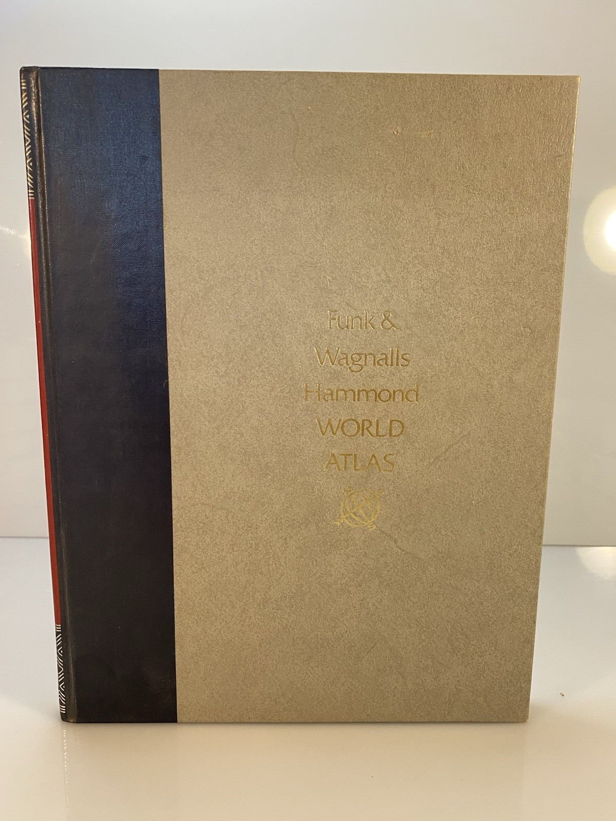 Funk & Wagnalls Hammond World Atlas 1986 1st Edition Hardcover VG