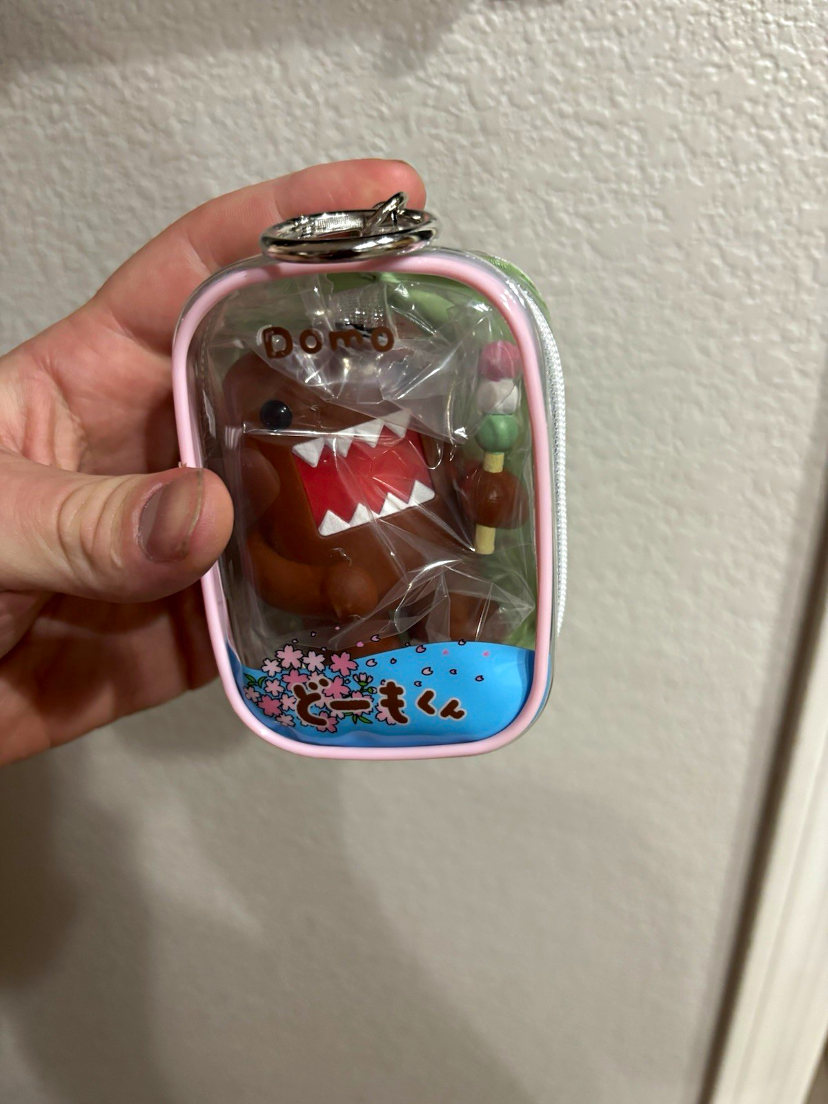 Rokimoto Domo kun Figurine Keychain Plastic Collectible w/ Mini Display Case Rokimoto Domo kun Figurine Keychain Plastic Collectible w/ Mini Display Case