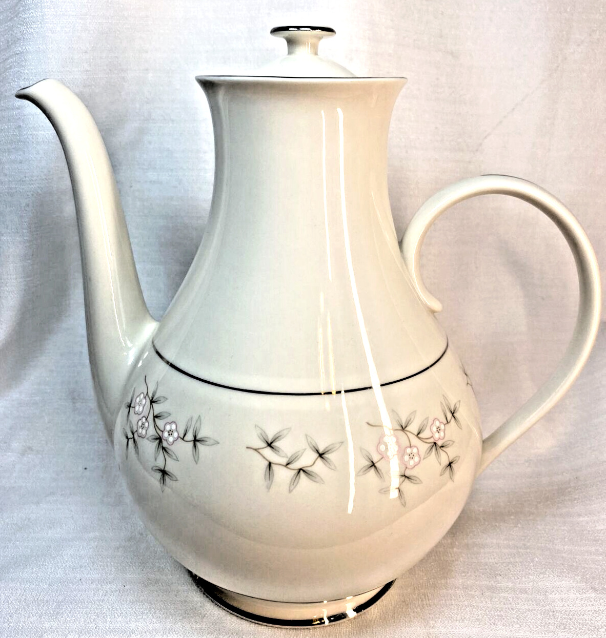 Vintage Fransiscan Masterpiece China Rondelay Gladding McBean & Co Teapot