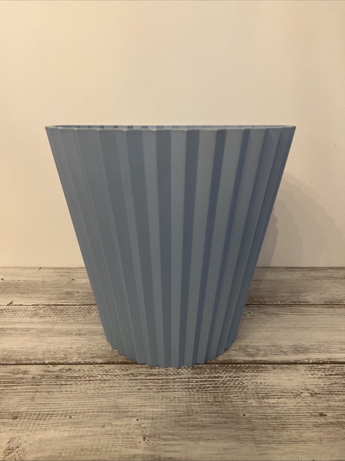 Vintage FESCO 4836 Ribbed Plastic Wastebasket - Mid-Century Modern Blue Trashcan Vintage FESCO 4836 Ribbed Plastic Wastebasket - Mid-Century Modern Blue Trashcan