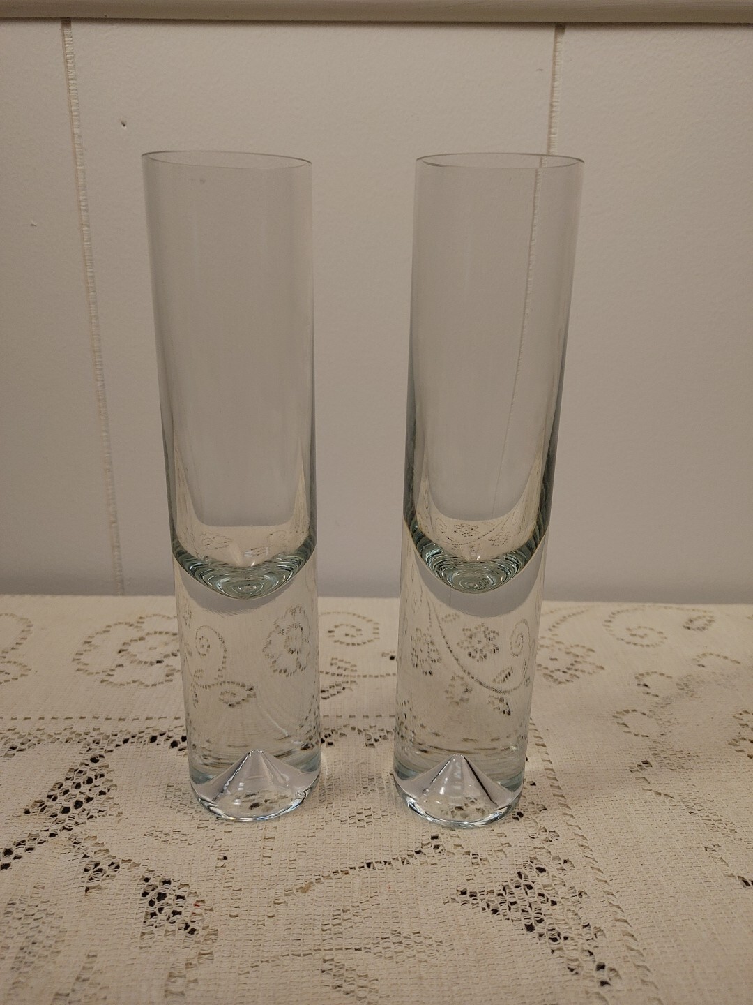 2 Vintage Heavy Krosno Poland Art Glass Bud Vase 8-1/8 inch H (Pair)