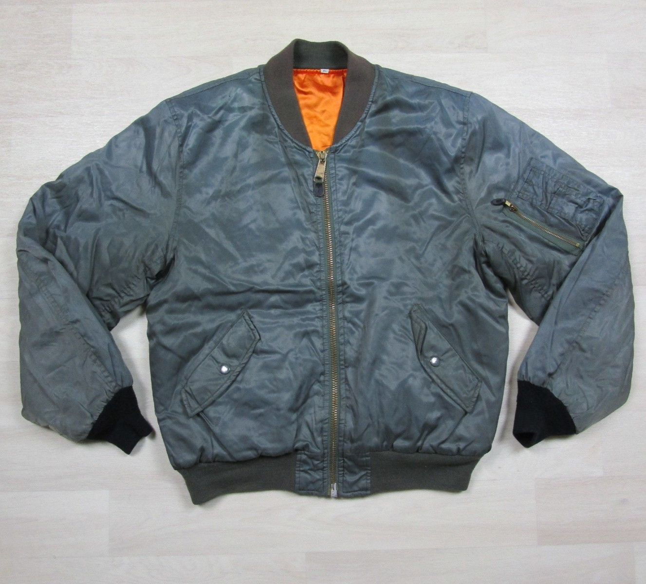 Vintage 70s US Air Force Flight MA-1 Bomber Jacket (XL) \