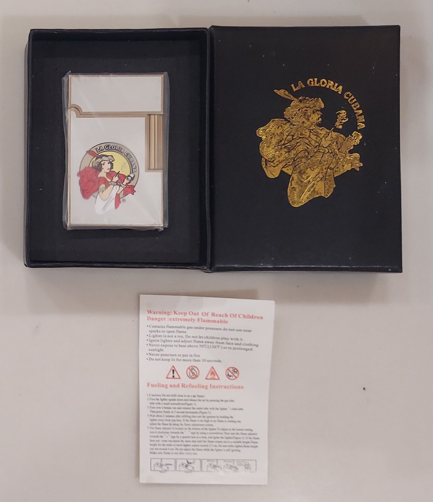 NOS Mint in Box LA GLORIA CUBANA CIGAR LIGHTER, logo white enamel butane