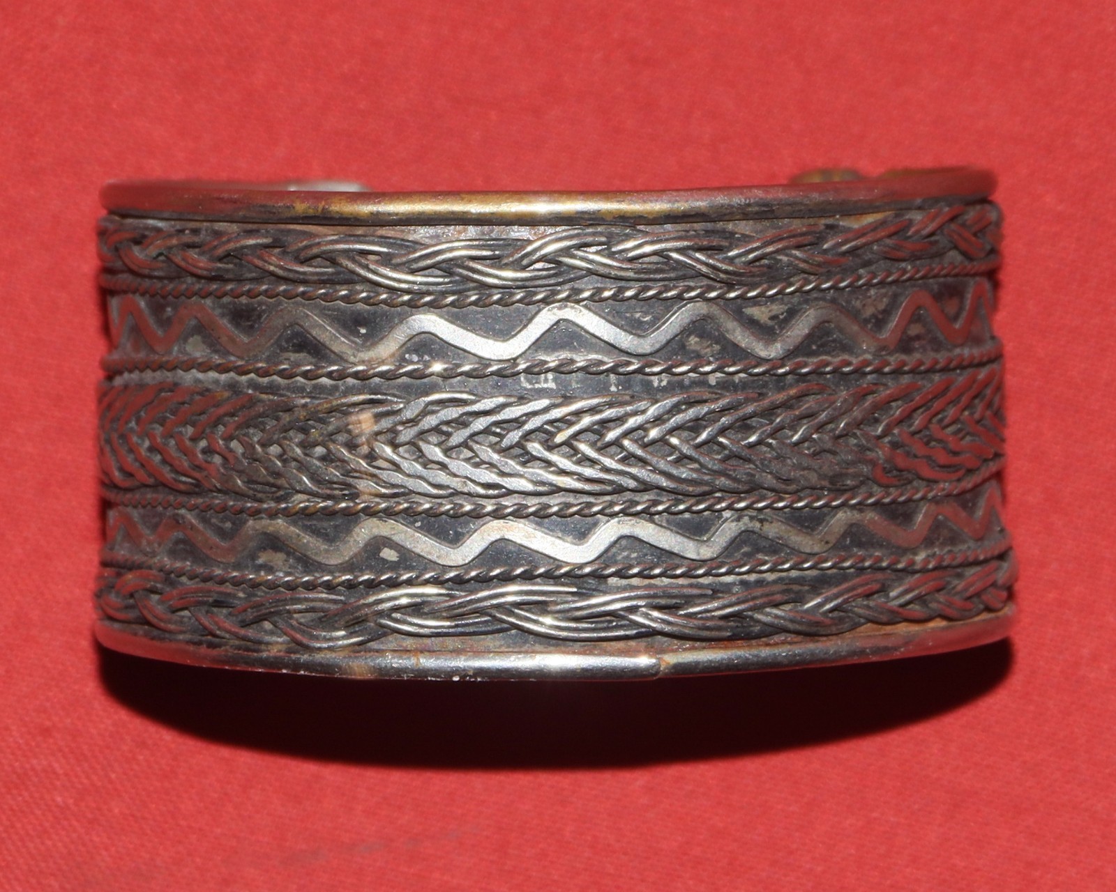 Vintage Hand Made cuff bracelet Metal Ethno