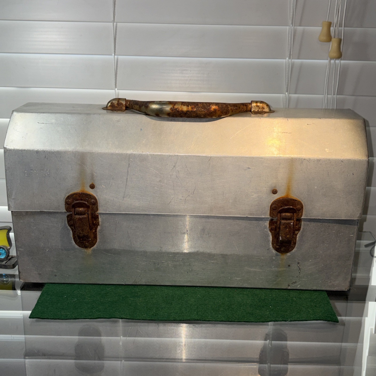 ⚒️ Vintage RARE Aluminum Miner’s Lunchbox – L. May Mfg. (Sudbury, Ontario)
