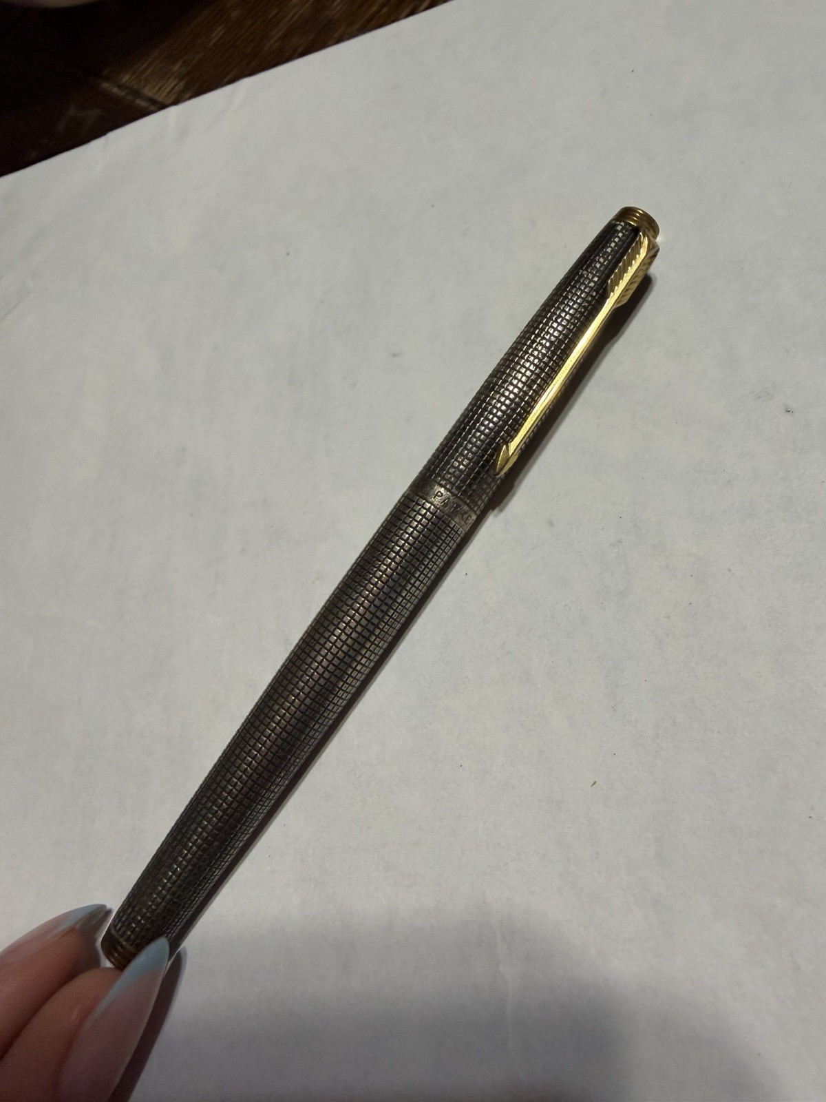 Vintage Parker 75 Ciselé Sterling Silver Fountain Pen 18K Gold Nib Vintage Parker 75 Ciselé Sterling Silver Fountain Pen 18K Gold Nib