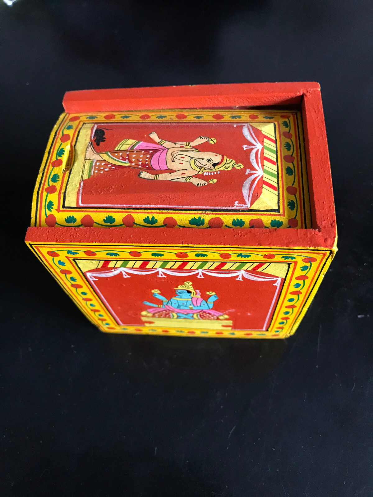 RARE INDIAN CARD GAME Mughal Ganjifa,rare indian playing cards