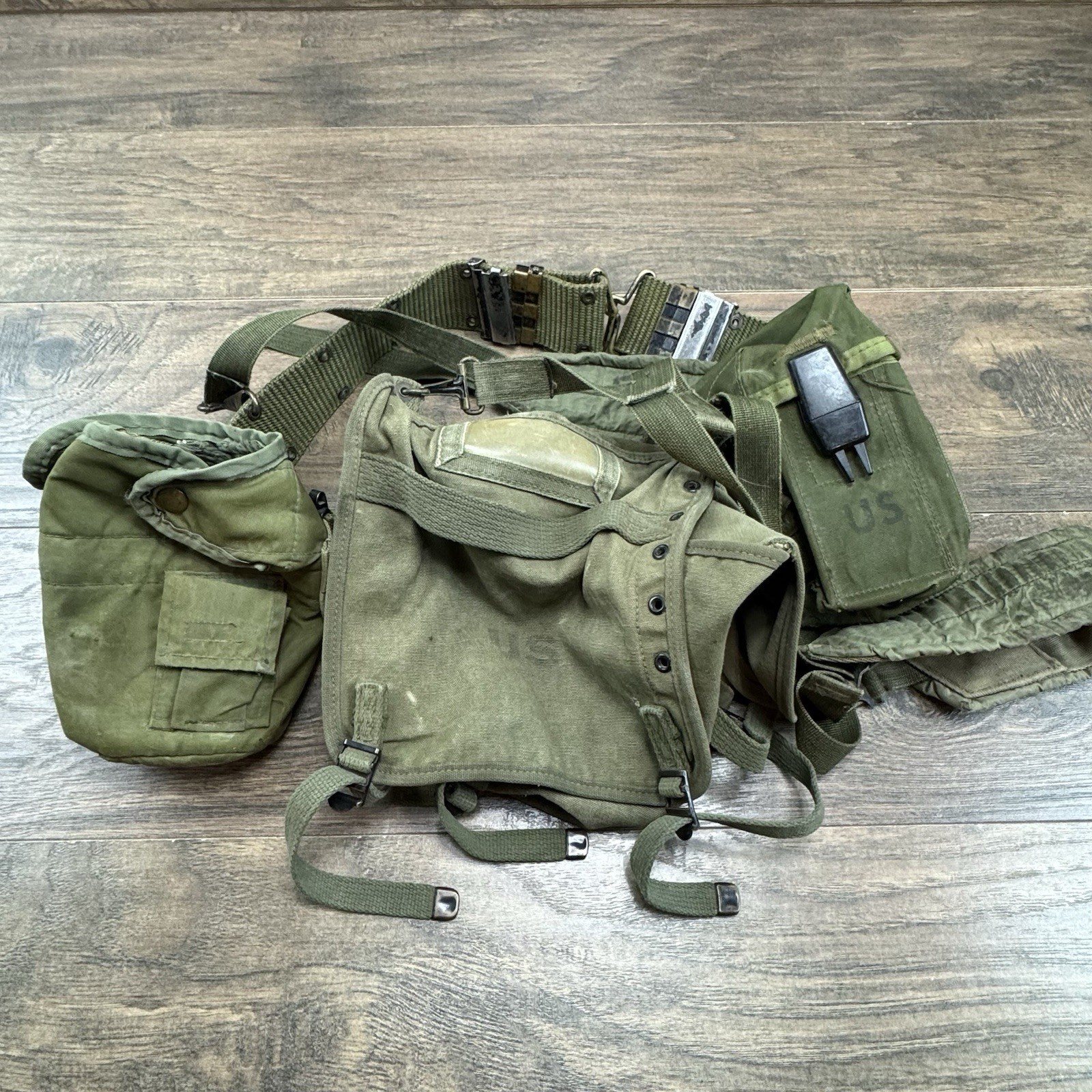 Vintage US Military Alice Field Gear Web Belt  Ammo Pouches 1959