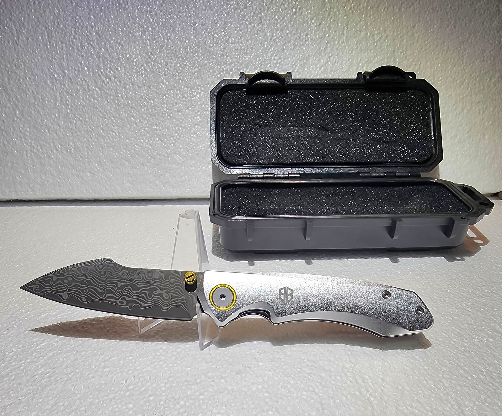 Blade Brigade VG10 Damascus Folding Knife Silver Aluminum Harpoon Blade HardCase