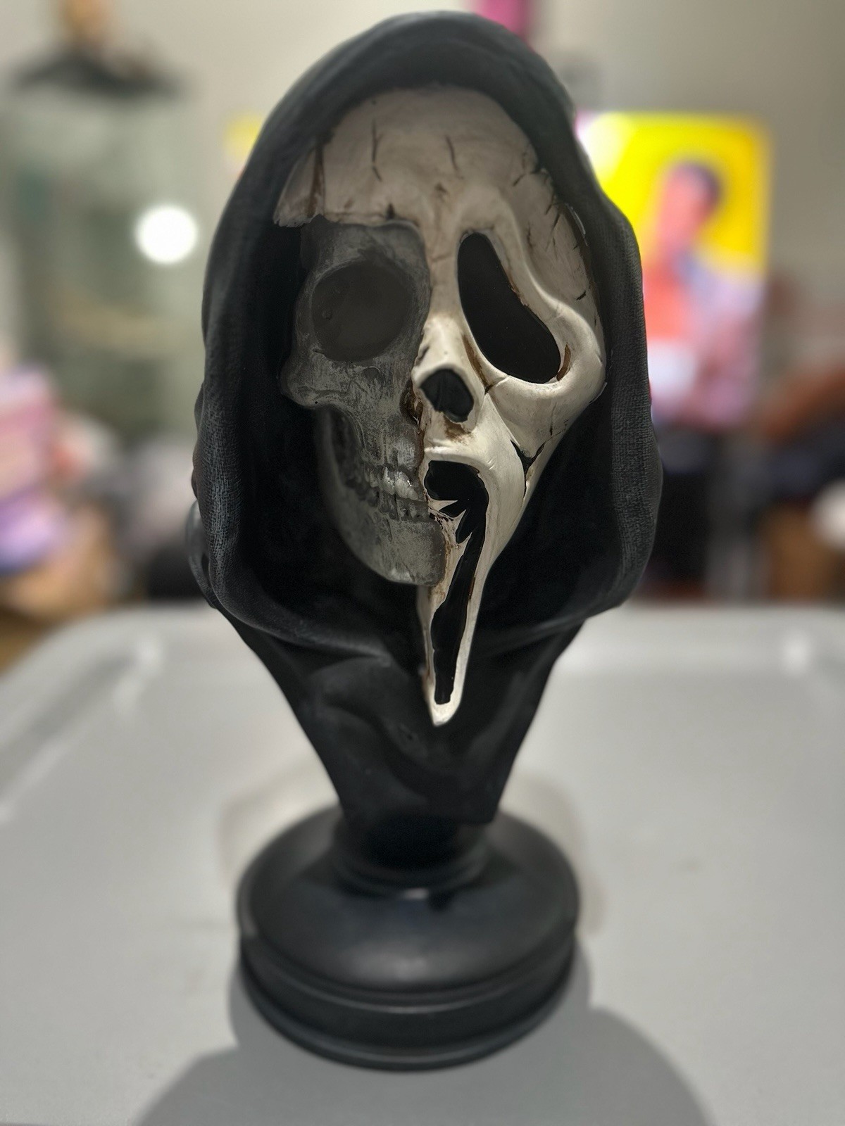 2026 Spirit Halloween Ghostface Skull Scream Bust Statue NEW VHTF 2026 Spirit Halloween Ghostface Skull Scream Bust Statue NEW VHTF
