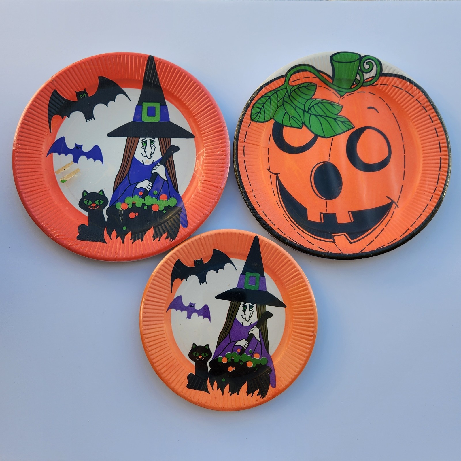 NOS Vintage 60s 70s Halloween Paper Plates Round Party Maid 3 Packages of 8 Each NOS Vintage 60s 70s Halloween Paper Plates Round Party Maid 3 Packages of 8 Each