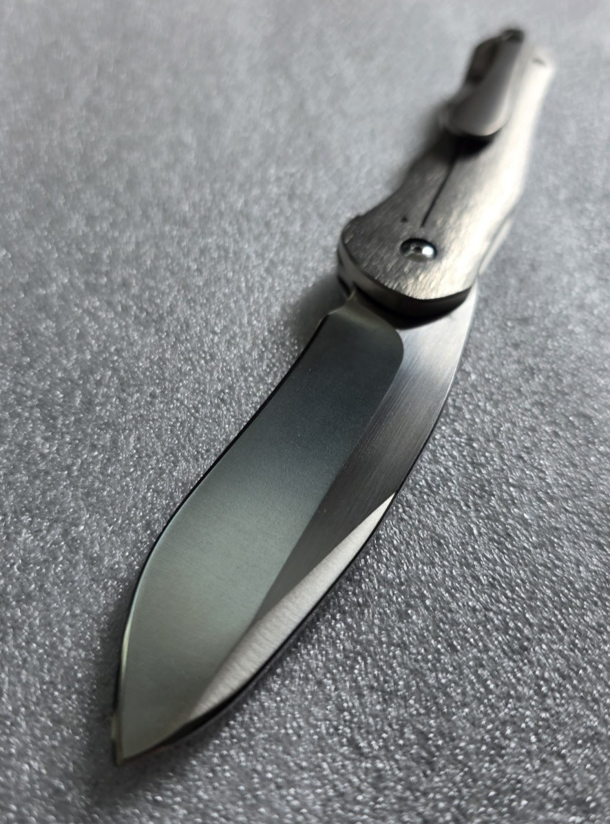Matt Cucchiara Knives F-Bomb Proto #2, Double Swedge, Skull Backspacer, Bark Ti Matt Cucchiara Knives F-Bomb Proto #2, Double Swedge, Skull Backspacer, Bark Ti