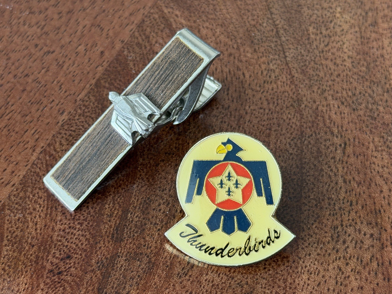 USAF THUNDERBIRDS LAPEL/HAT PIN + Tie Clip s10 USAF THUNDERBIRDS LAPEL/HAT PIN + Tie Clip s10