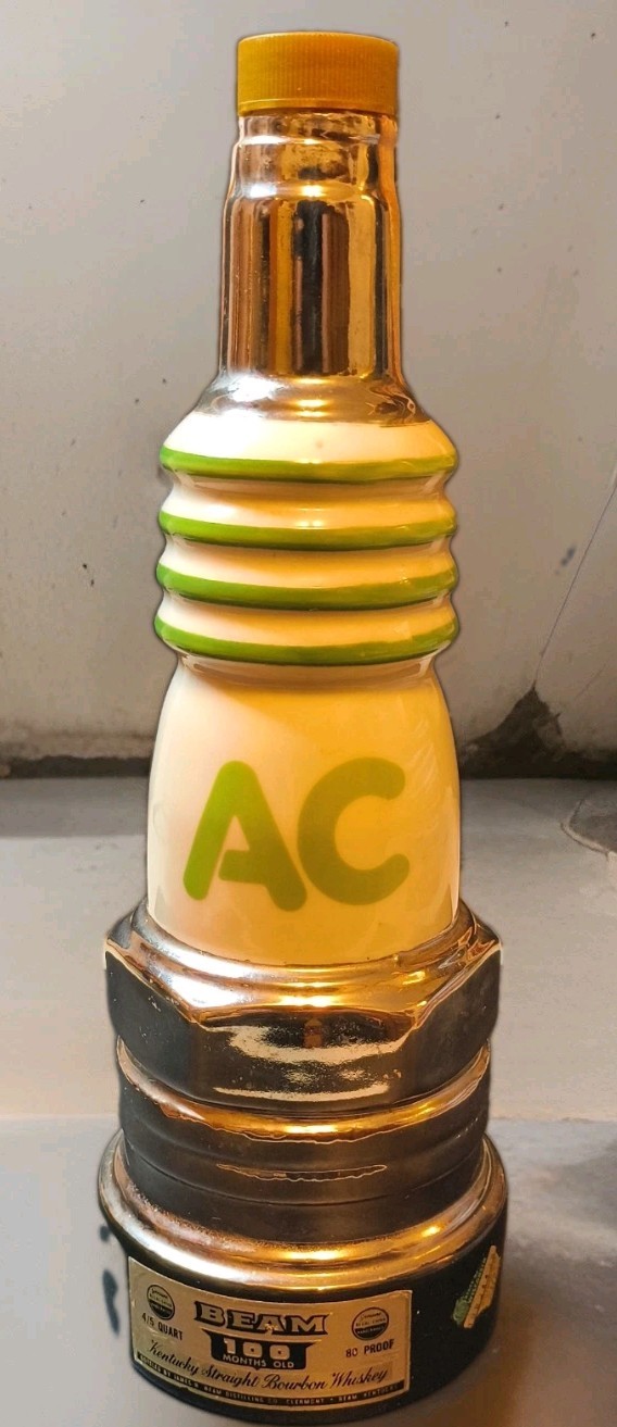  1977 ~Jim Beam ~AC Spark Plug Whiskey Decanter~ 100 month~11 1/2