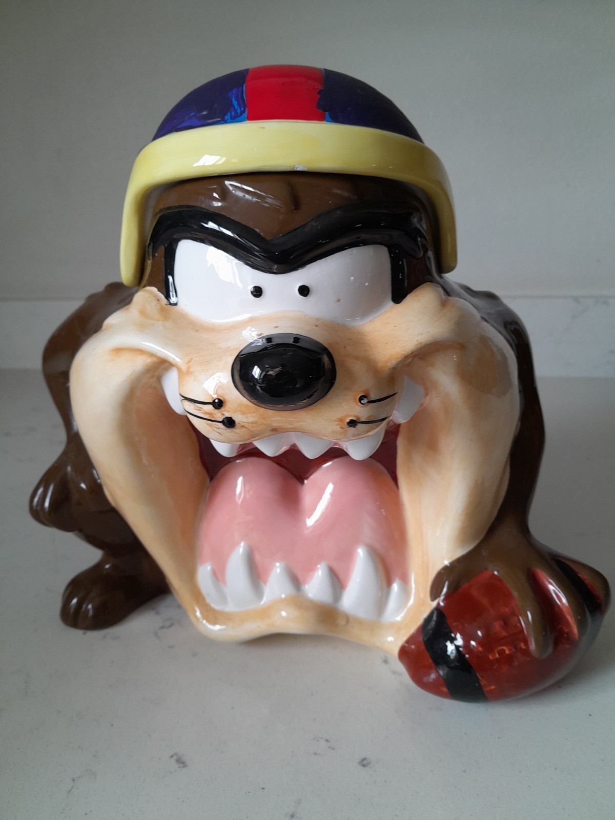 Vtg 1990s Looney Tunes Tasmanian Devil Football Player Cookie Jar Gibson EUC 