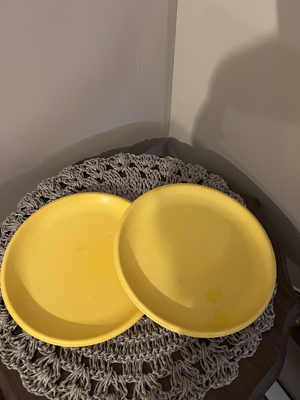 Vtg Set 2 Rubbermaid Yellow Plates Plastic 8” Picnic Camping Pool Beach or Kids