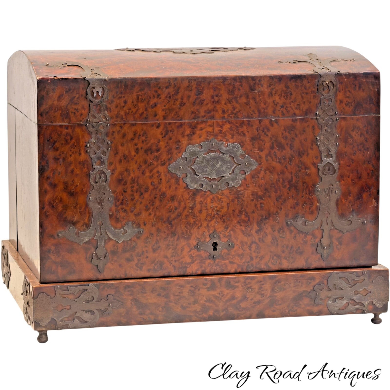 Antique burled elm exotic liquor cabinet box tantalus victorian 19th gilt tray Antique burled elm exotic liquor cabinet box tantalus victorian 19th gilt tray