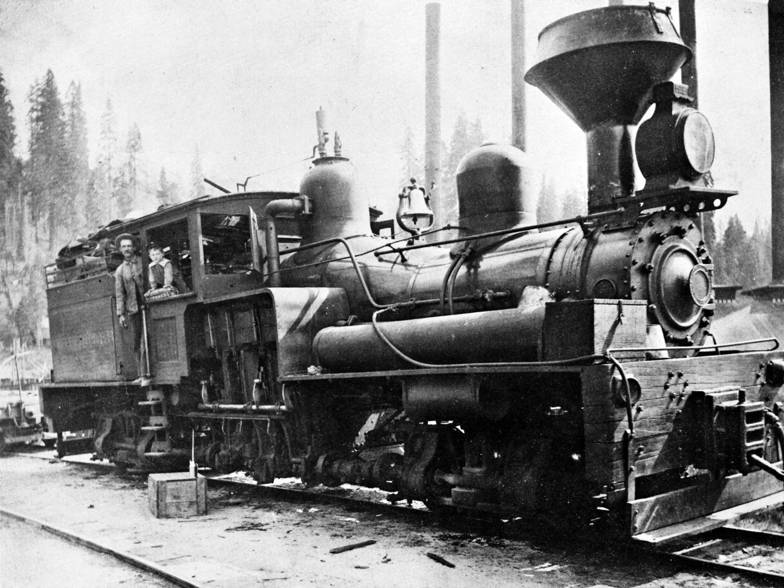Madera Sugar Pine Shay Locomotive EM Fowler 1904 5 x 7 Photo Madera Sugar Pine Shay Locomotive EM Fowler 1904 5 x 7 Photo