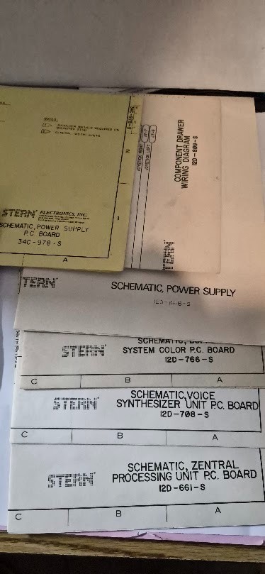 Stern BERZERK Original 1980 Video Arcade Game Repair Manual W/SCHEMATIC