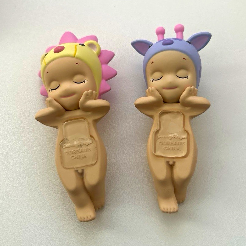 Dreaming Hipper sonny angel lion and giraffe