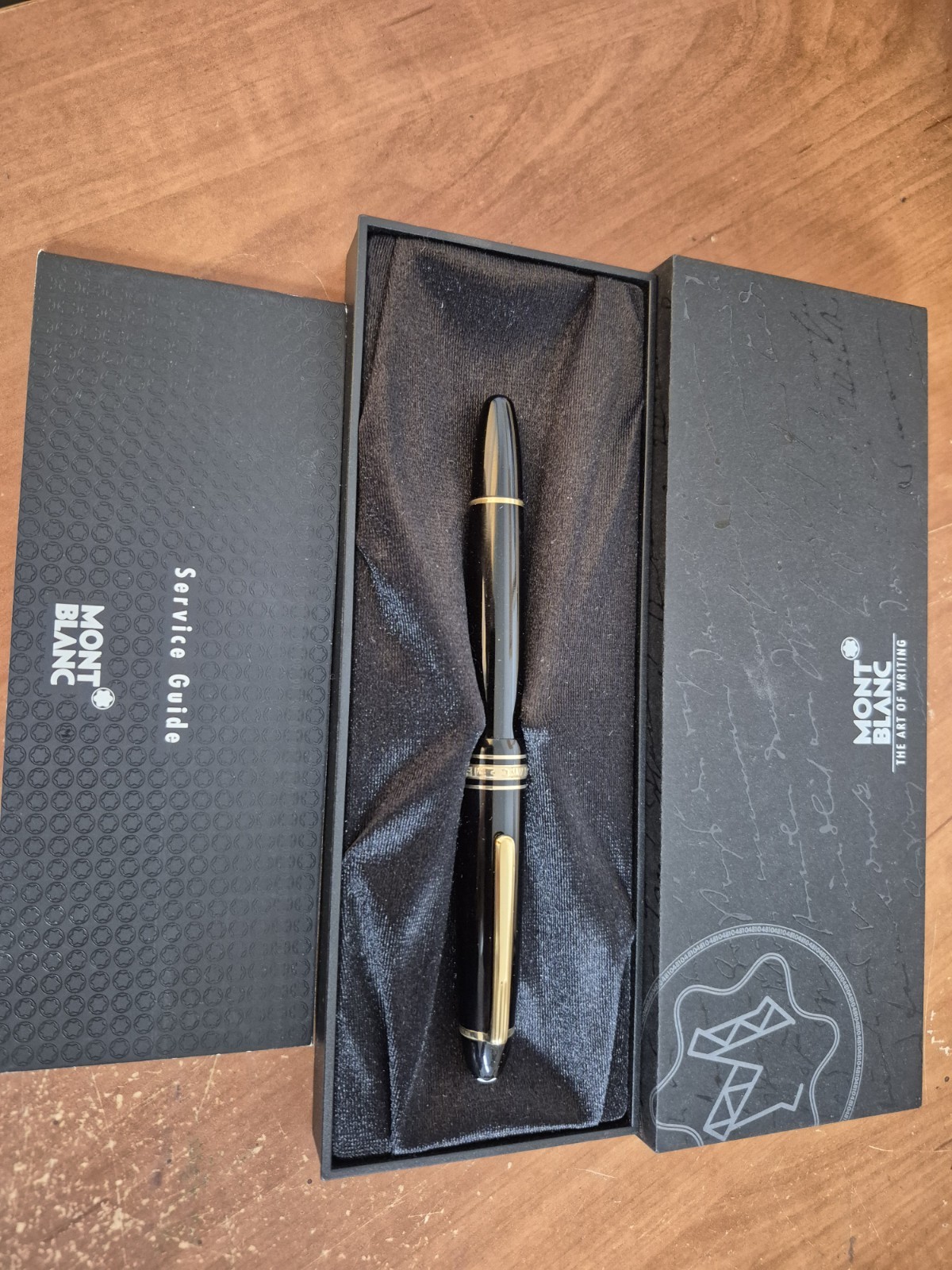 Montblanc Meisterstuck Legrand 146 14k F Fountain Pen