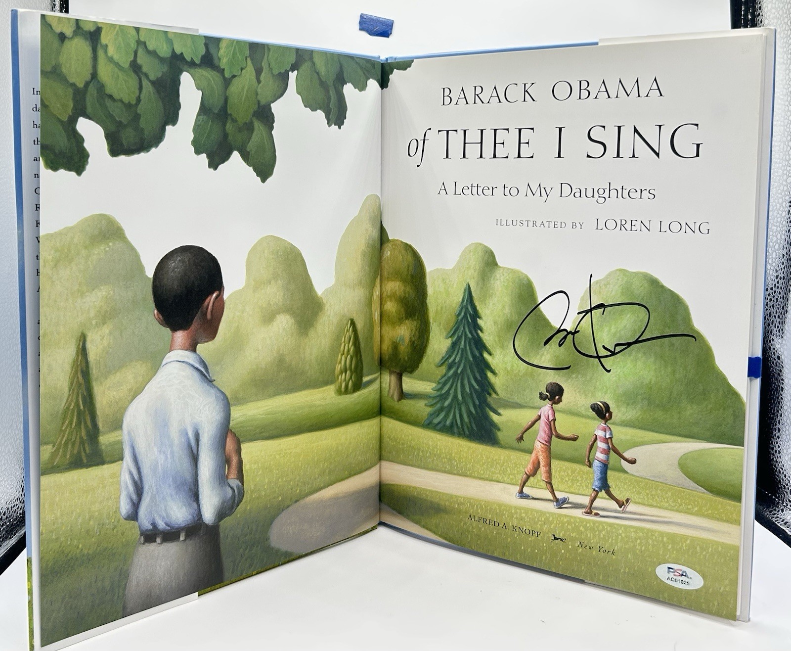 Barack Obama Signed Of Thee I Sing Book 1st Edition Autographed PSA/DNA LOA