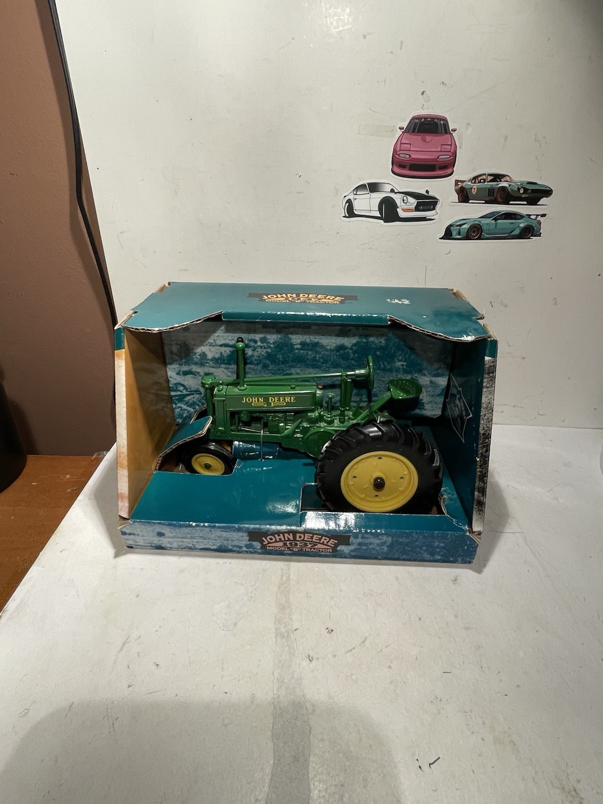 Vtg Ertl John Deere Model B Tractor 1937  Diecast 1:16 New In Box Model # 5904 M