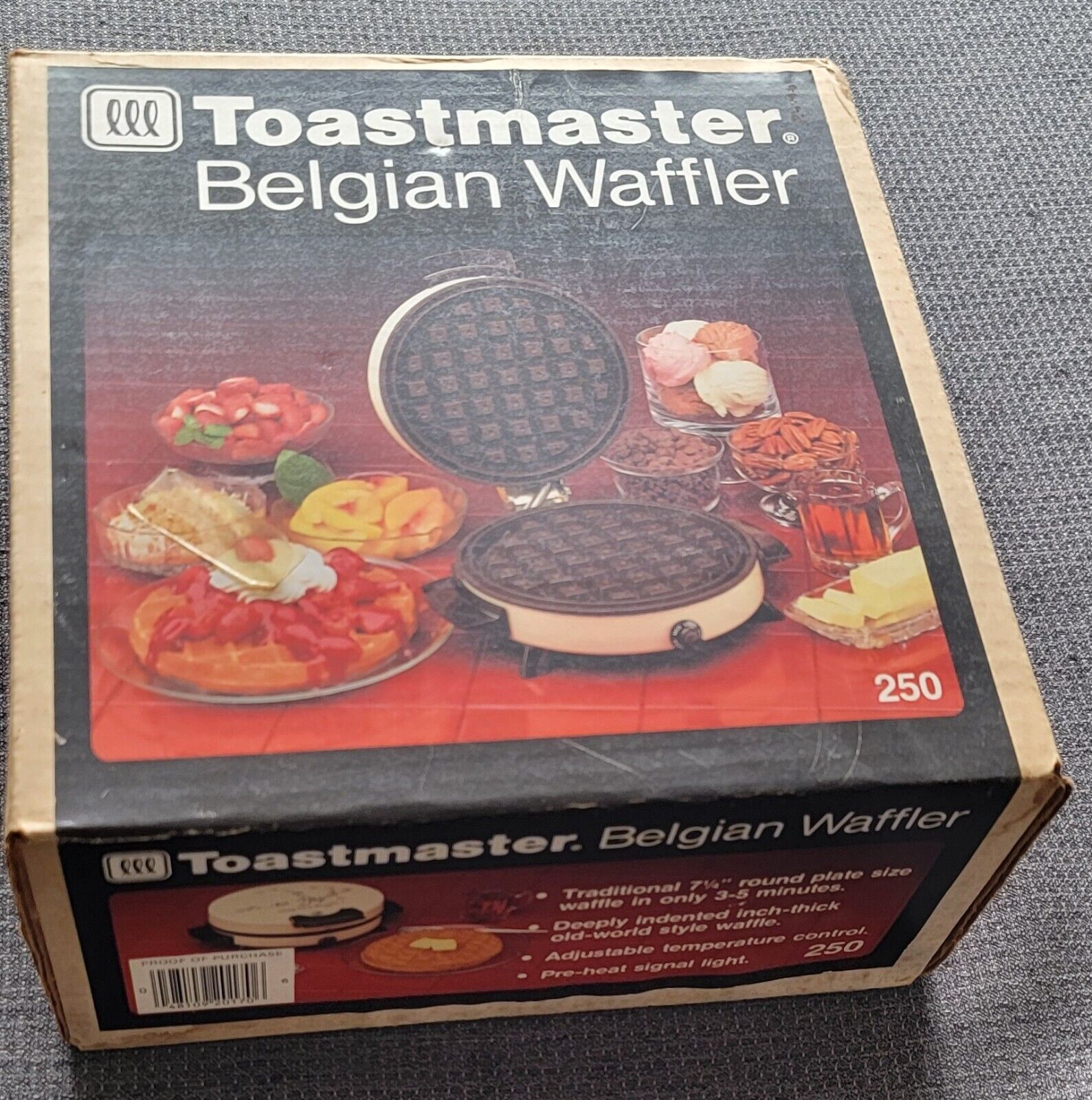 VTG Toaster Round Belgian Waffle Maker With Box,Never Opened But Shelf Wear #250