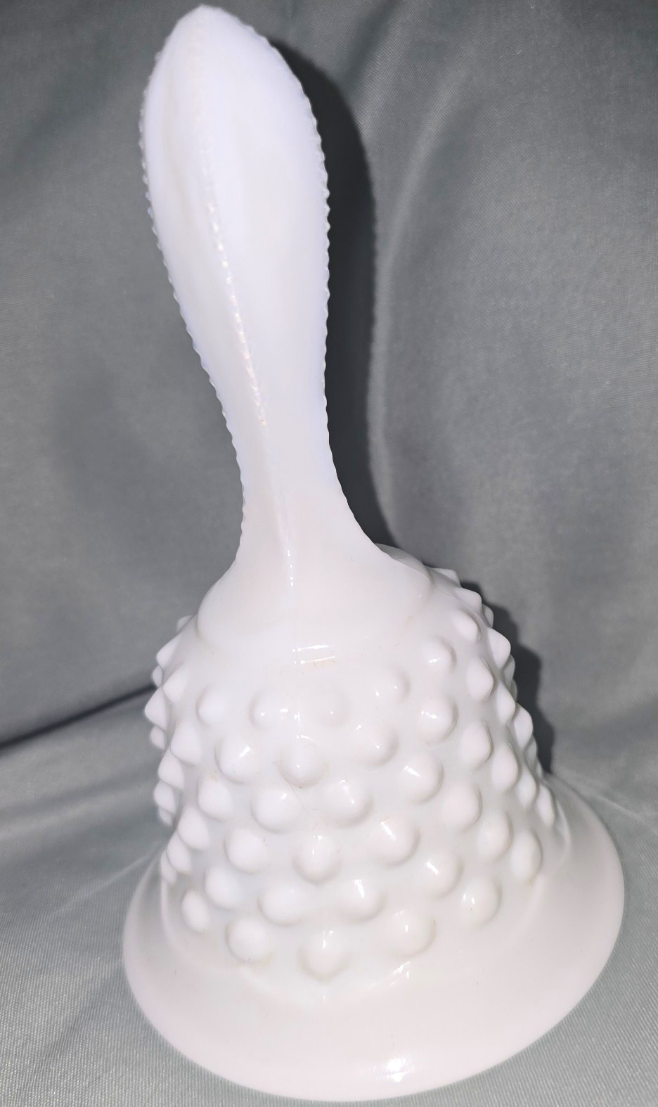 Vintage Fenton White Milk Glass Hobnail Bell 6\ Vintage Fenton White Milk Glass Hobnail Bell 6\