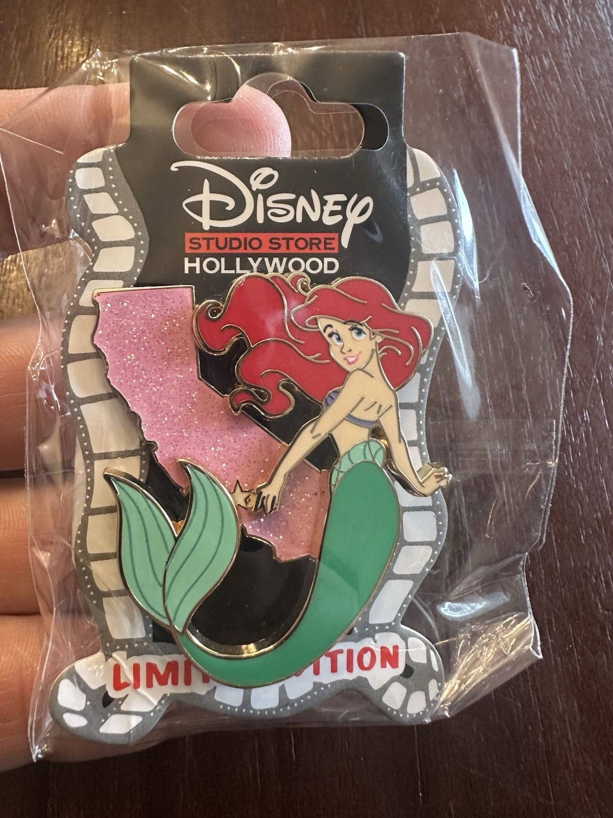 Disney DSSH Ariel State of California Series Pin LE 300 Destination