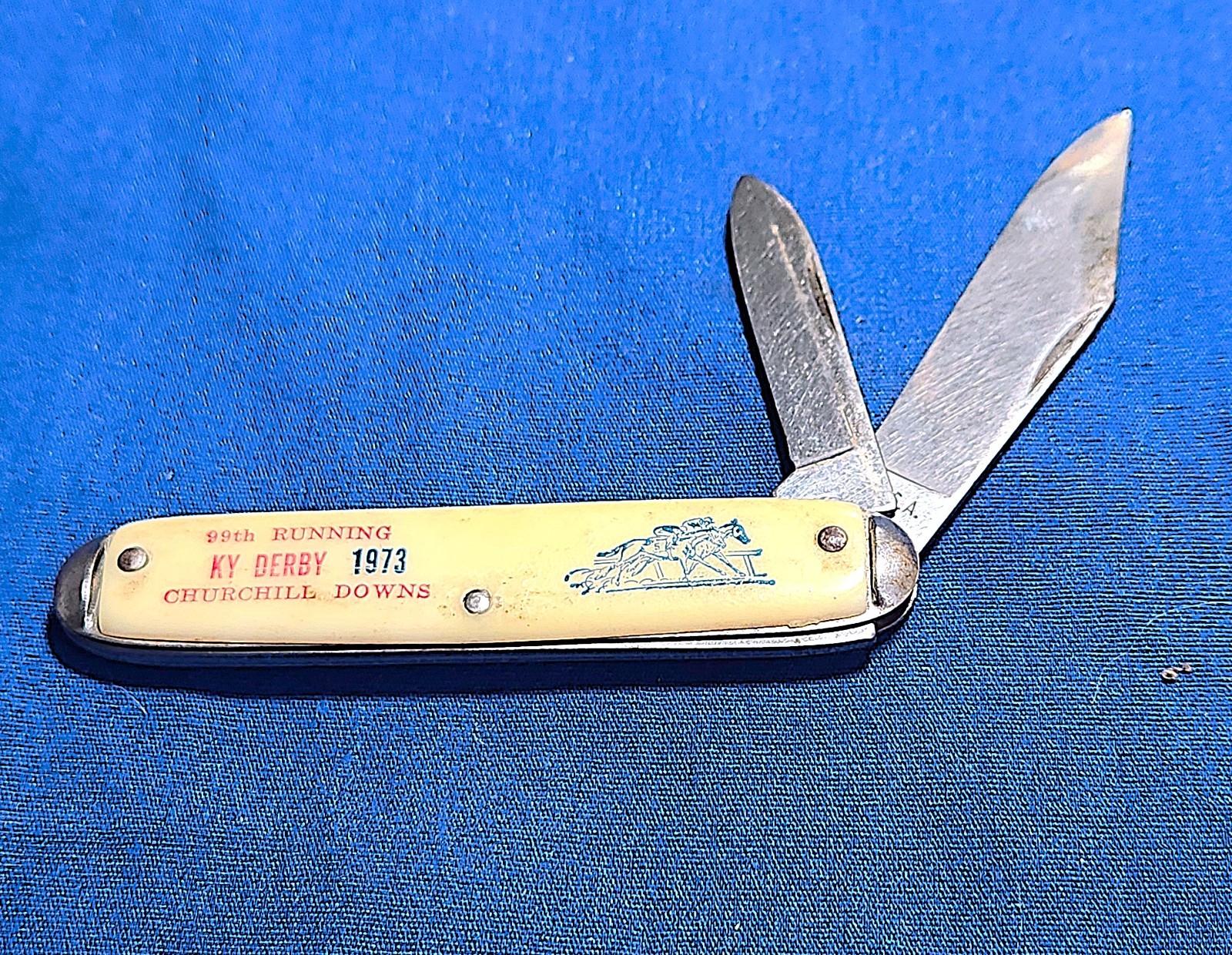 RARE  1973 KENTUCKY DERBY POCKET KNIFE (SECRETARIAT's) triple crown year RARE