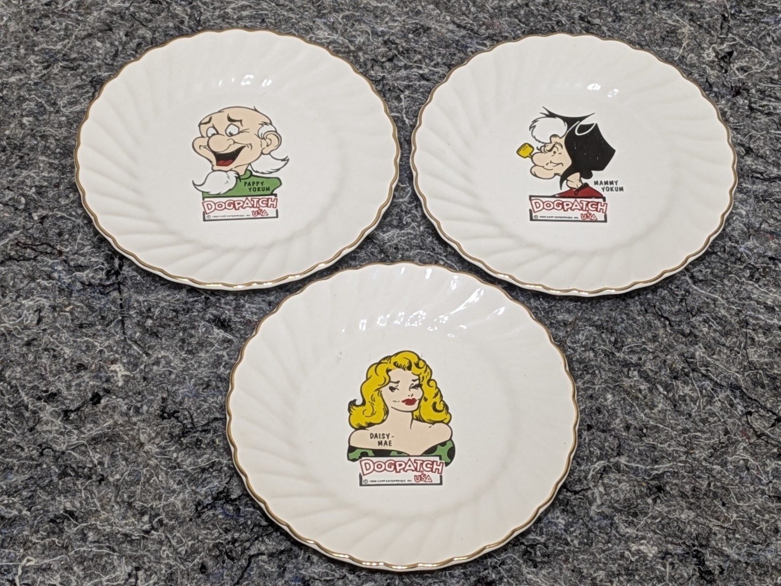Dogpatch USA Amusement Park Lot 3 Plates Daisy Mae Mammy Pappy 6 ¼