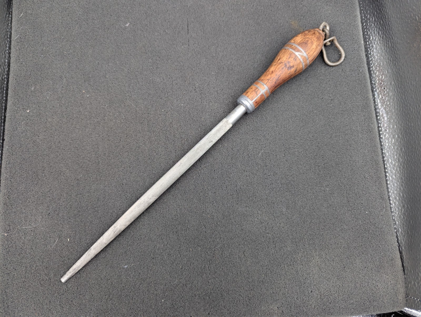 E.C. Simmons KEEN KUTTER Antique Honing Sharpening Steel Inlaid Handle 1880-1920