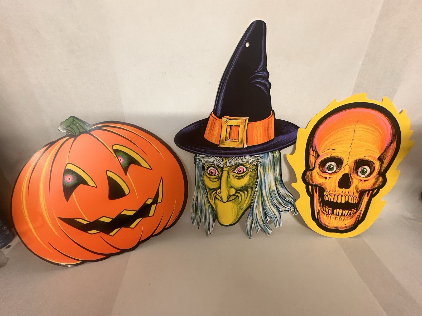 Vintage 1973 Beistle Halloween Die Cut Decor Lot Skull Witch Pumpkin Vintage 1973 Beistle Halloween Die Cut Decor Lot Skull Witch Pumpkin