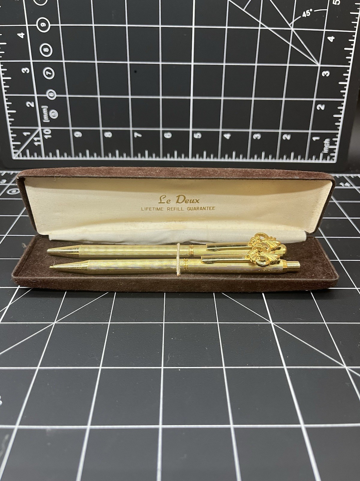 Vintage Le Deux Gold Tone Pen & Mechanical Pencil Set Lifetime Guarantee W/ Case