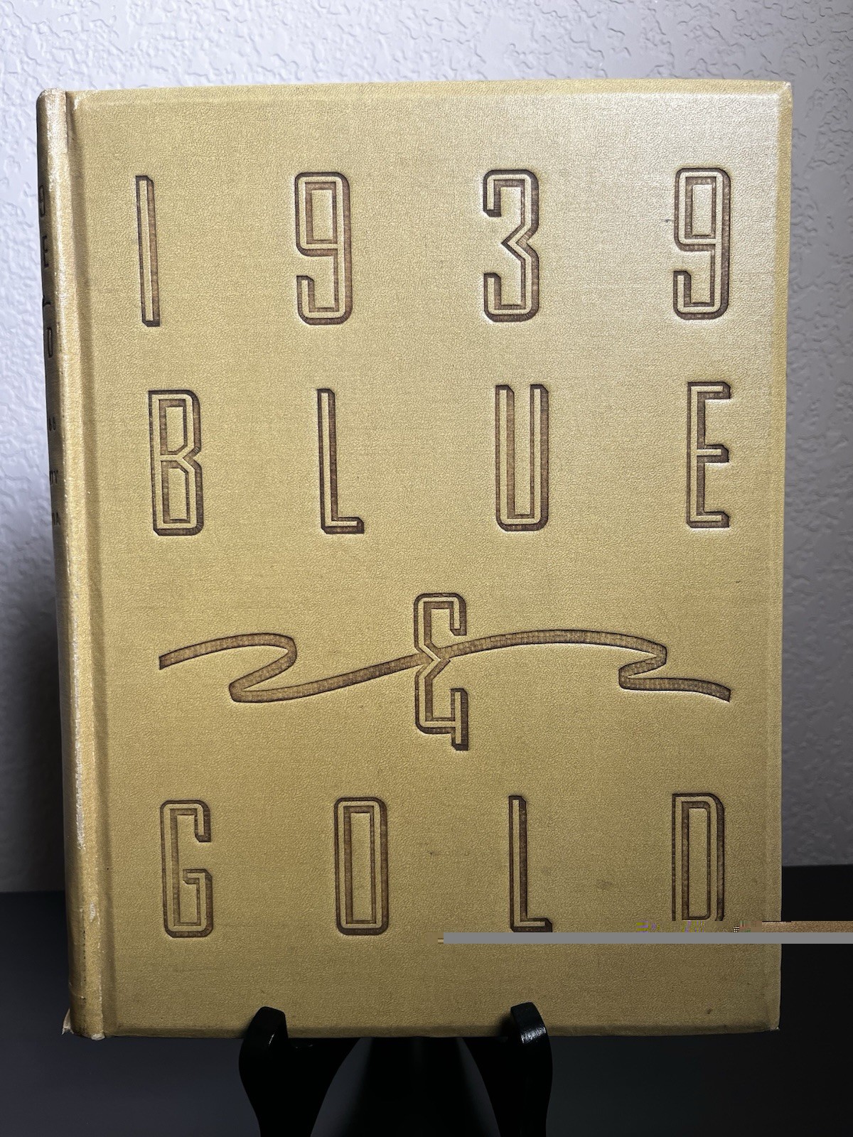 1939 Blue and Gold Berkeley Yearbook University of California Gregory Peck Actor 1939 Blue and Gold Berkeley Yearbook University of California Gregory Peck Actor