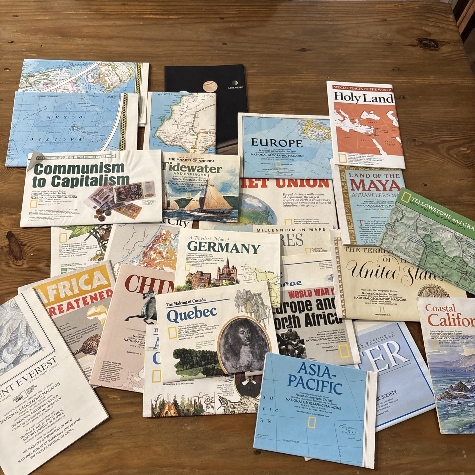 Lot Of 16+ National Geographic US and World Maps Specific Countries 1988-90’s