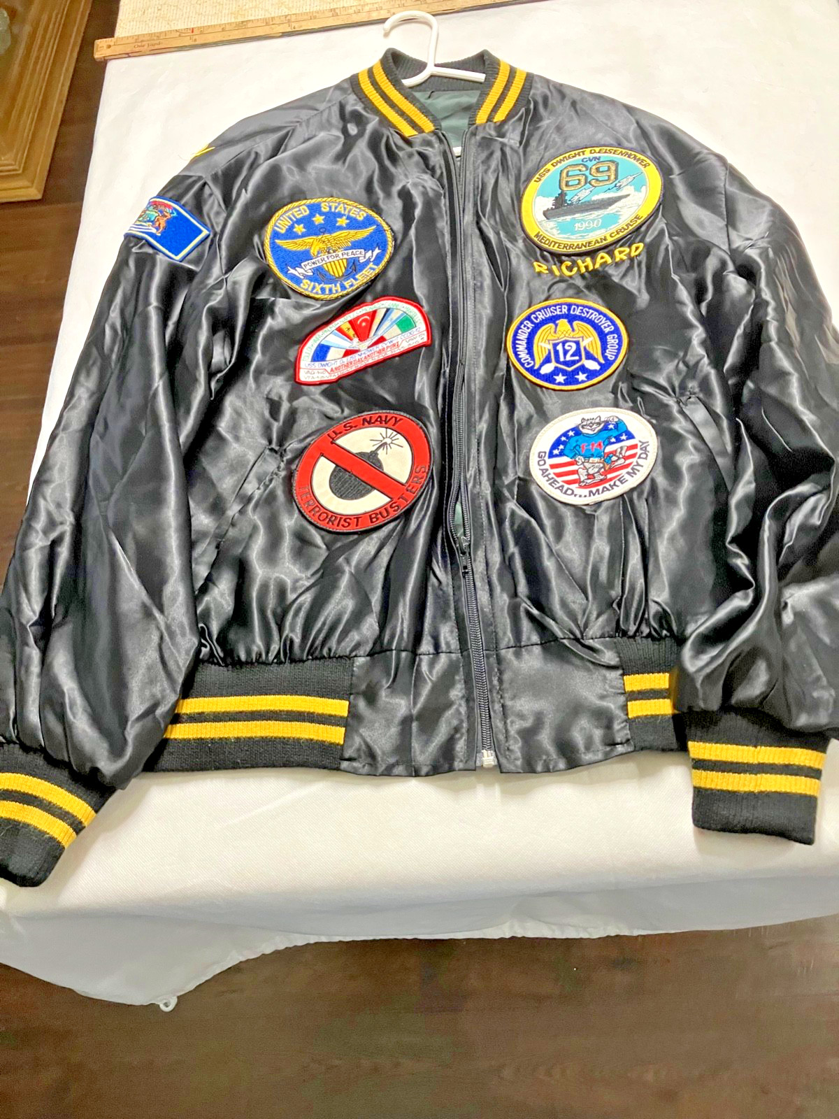 USS DWIGHT D EISENHOWER CVN-69 USN Navy Lined Service Jacket 1990 Patches XL USS DWIGHT D EISENHOWER CVN-69 USN Navy Lined Service Jacket 1990 Patches XL
