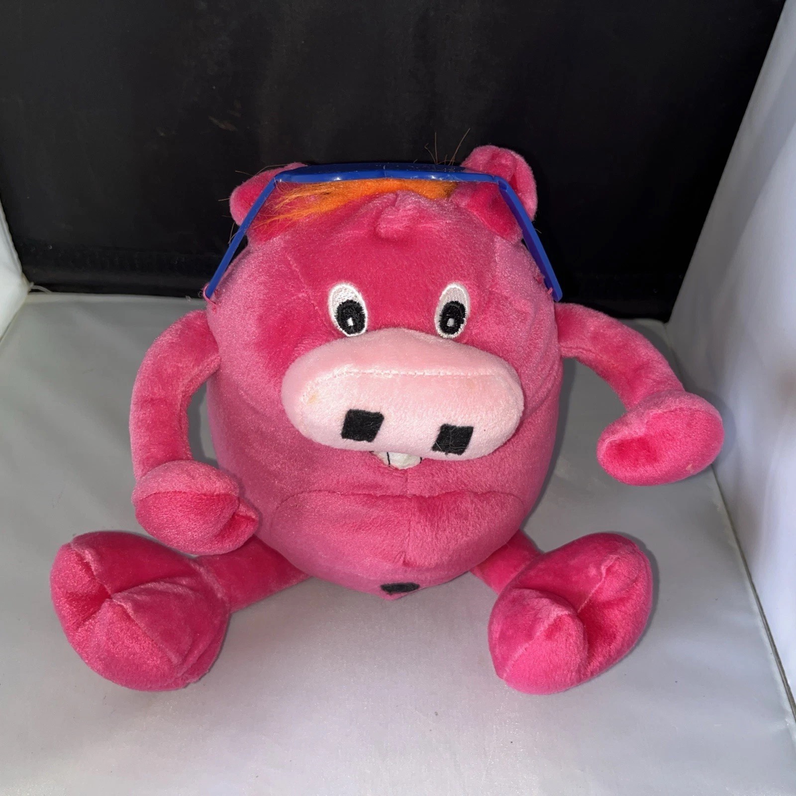 VTG 2000s Kellogg’s Ern Pink Pig Plush Purple Sunglasses Rare Promo Cereal Toy VTG 2000s Kellogg’s Ern Pink Pig Plush Purple Sunglasses Rare Promo Cereal Toy