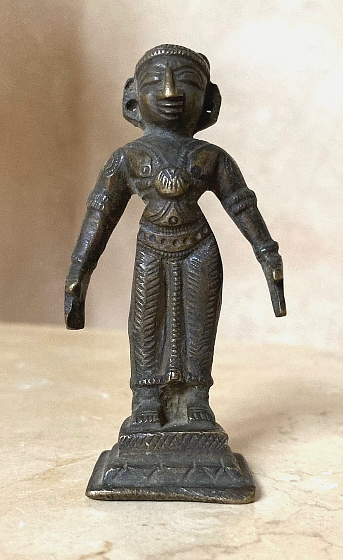 ORIGINAL  ANCIENT INDIAN HINDU DEITY PARVATI BRONZE FIGURINE