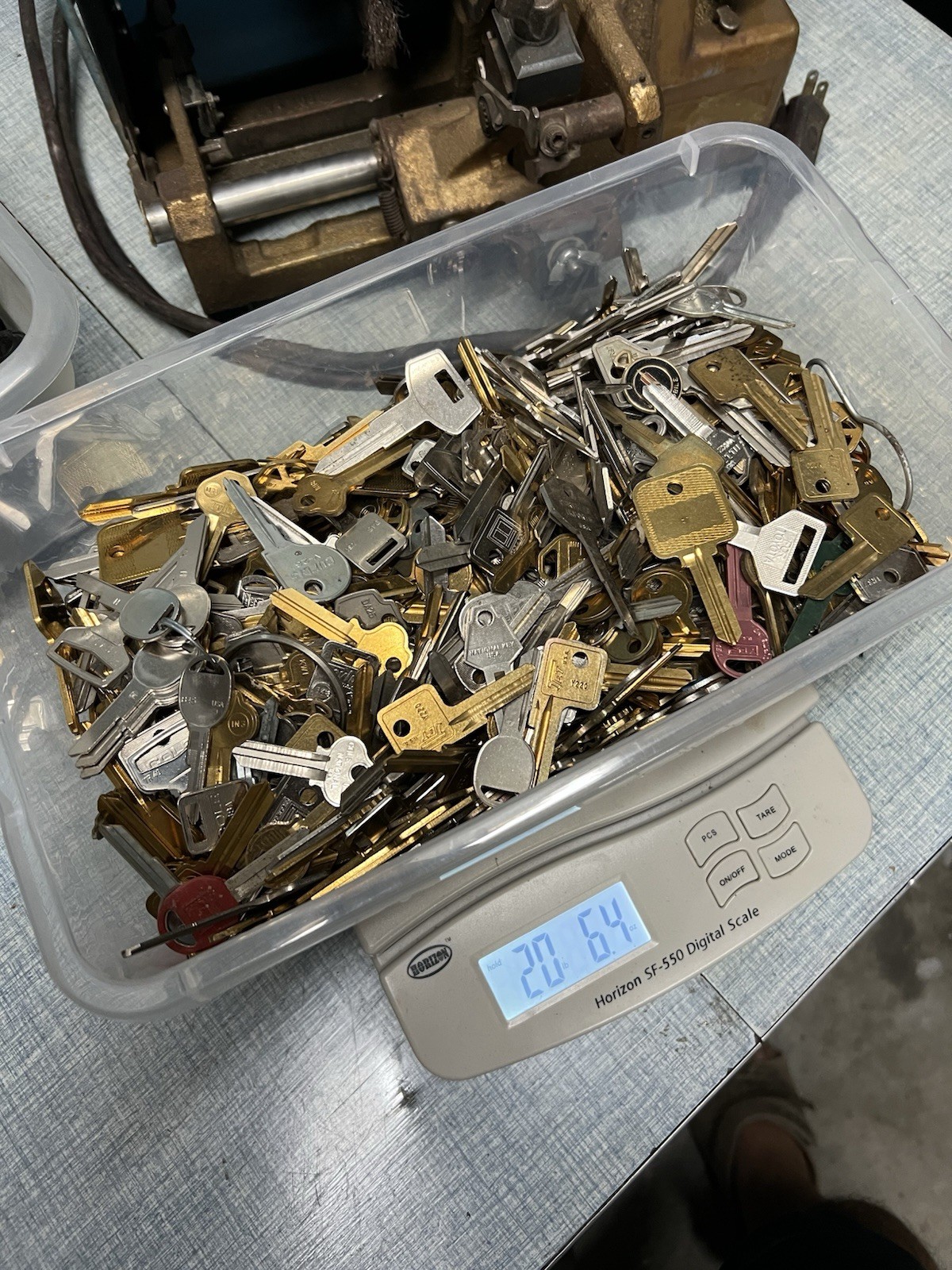 Very Nice 20lbLot Of Vintage Uncut, Unsearched Keys